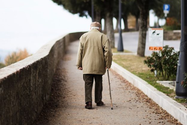 Tips For Preventing Seniors From Wandering