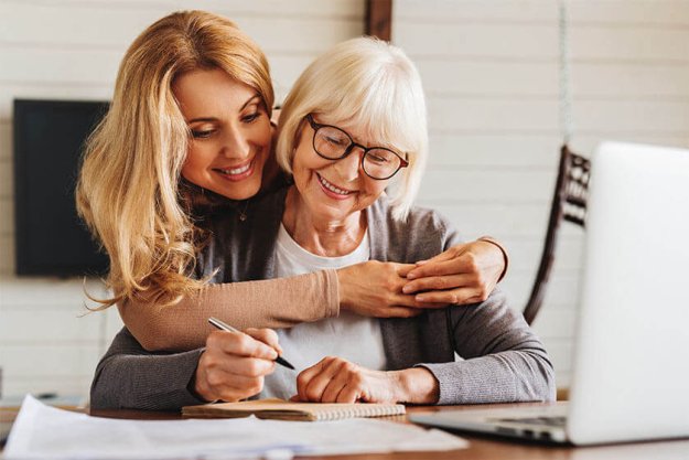a-guide-to-helping-your-aging-parent-plan-their-monthly-budget A Guide To Helping Your Aging Parent Plan Their Monthly Budget