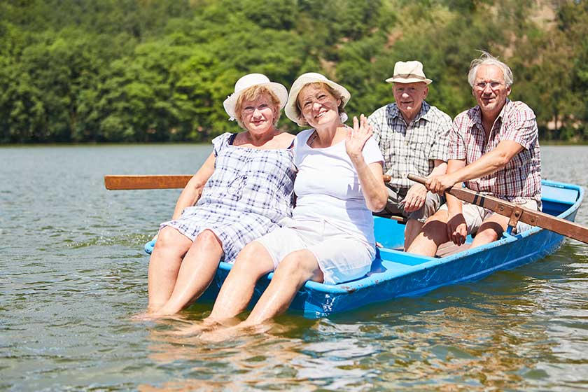 Aktive Senioren Gruppe macht eine Bootstour Aktive Senioren Gruppe macht eine Bootstour