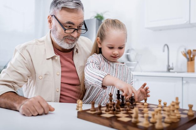 Five Benefits Of Playing Chess For Your Elderly Loved One