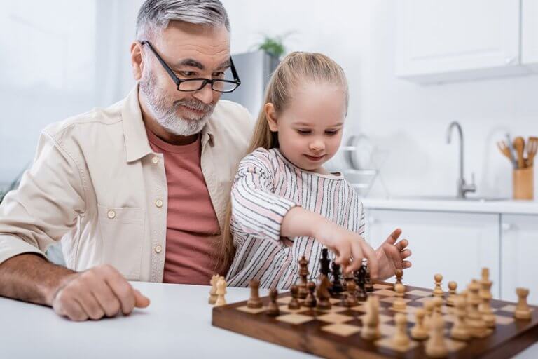 Five Benefits Of Playing Chess For Your Elderly Loved One