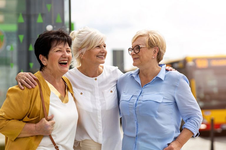 Tips For Making New Friends In A New Albany, OH Retirement Community