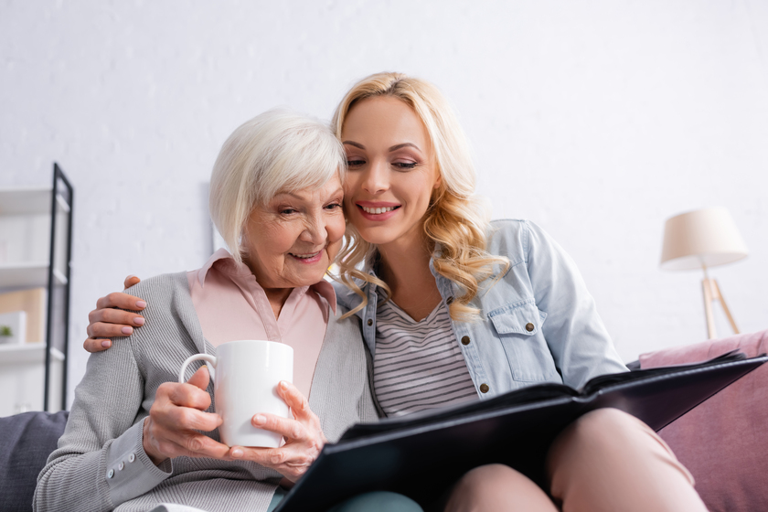5 Tips To Help Your Loved Ones Realize They Need Memory Care Facilities