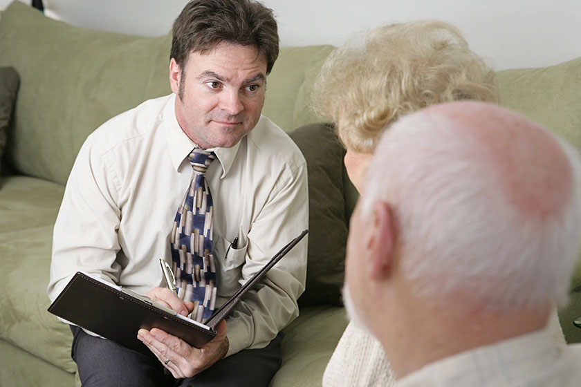 funeral-director-or-counselor funeral-director-or-counselor